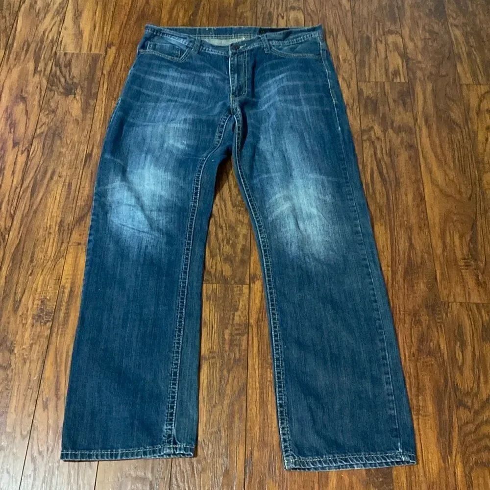 AXEL ARIGATO Boot
Cut Jeans size 34 x 34